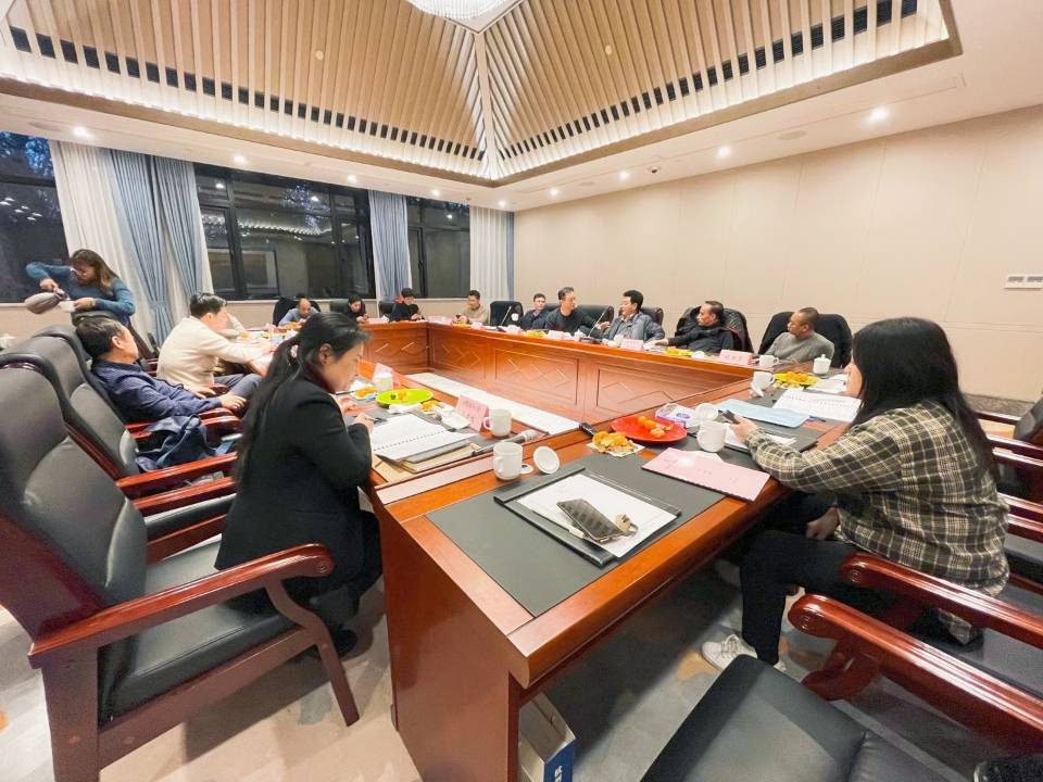  必赢小贷参加市小贷协会三届十次常务理事会