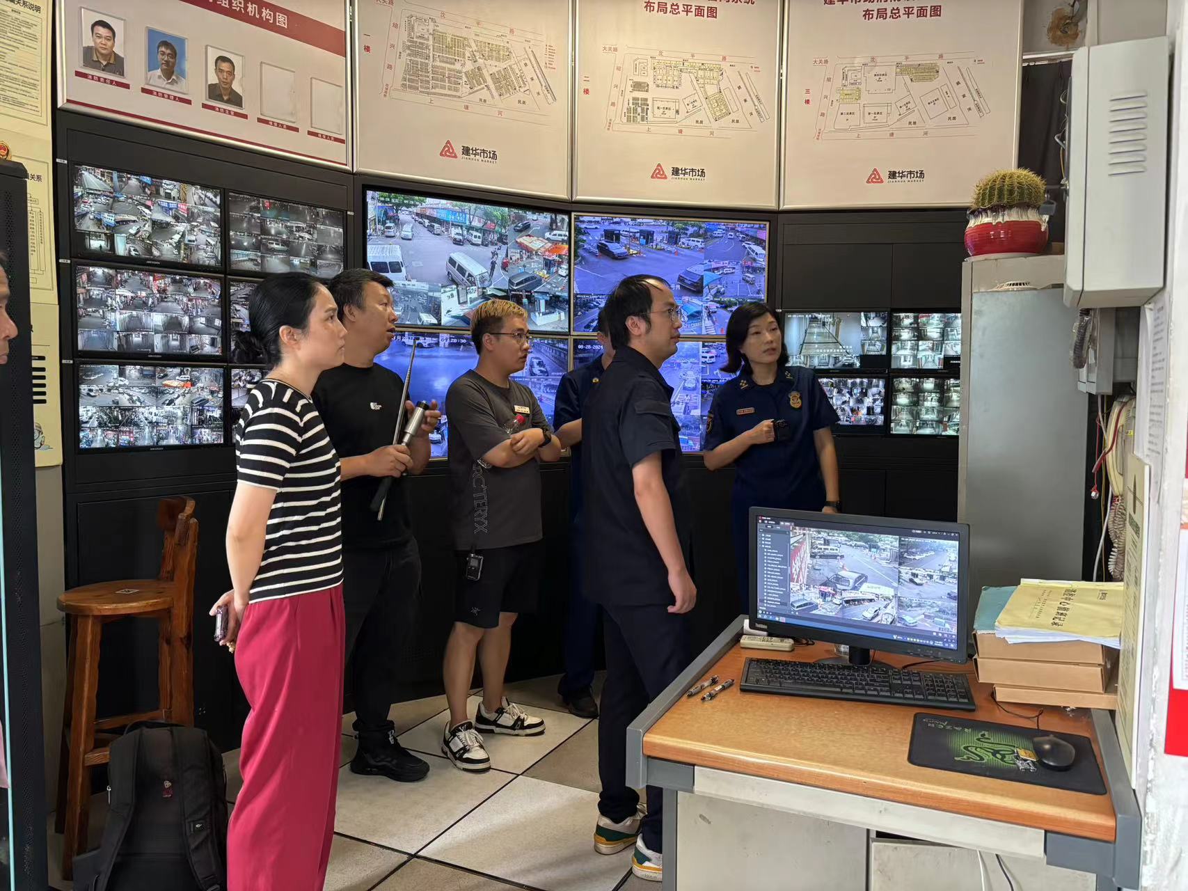 拱墅区消防救援大队赴必赢五金市场共筑消防安全屏障
