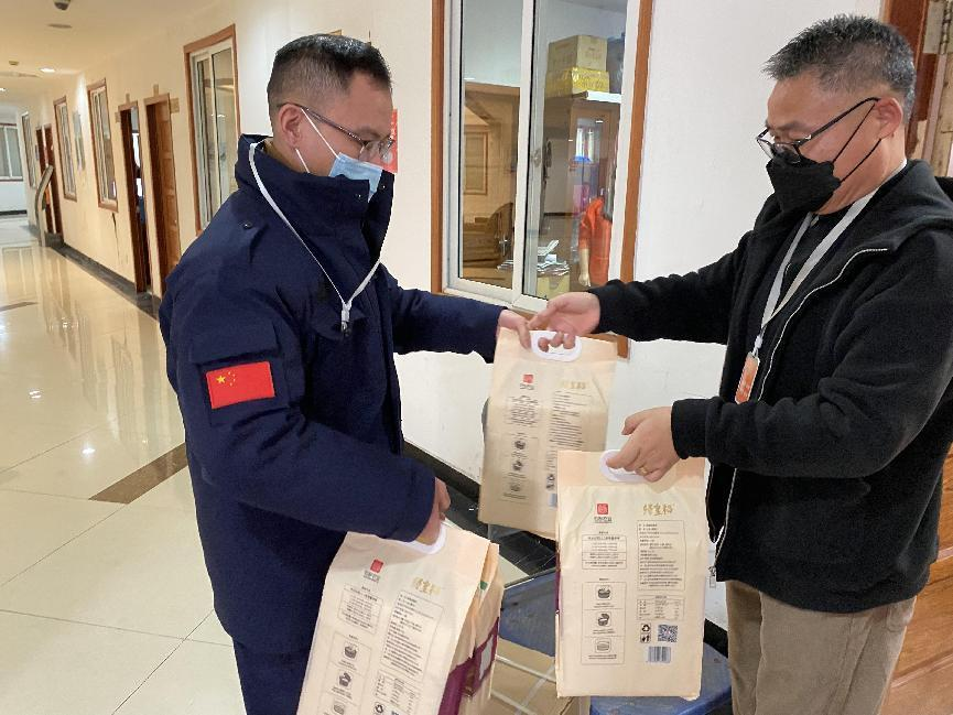 人间烟火处，，，，，，，，年味渐浓时——钱江商城发年货啦！