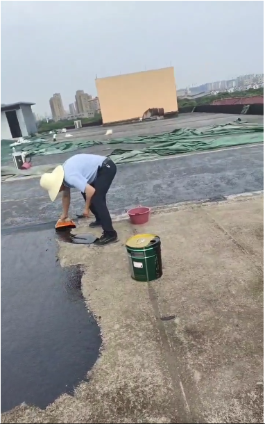 屋顶防水工程启动，，，，，，保障商户经营无忧